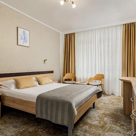 Complex Balnear Cozia - Corp Caciulata Hotel Calimanesti Exterior photo