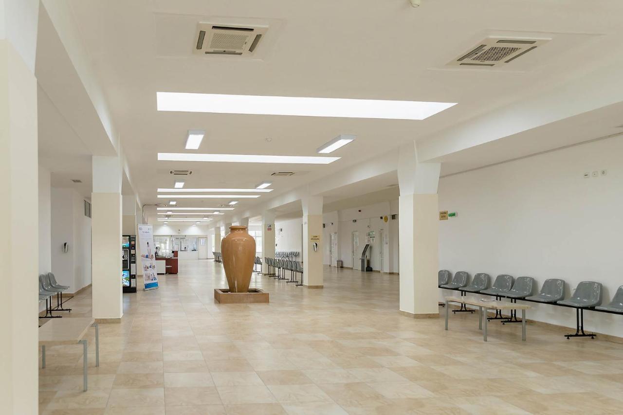 Hotel Complex Balnear Cozia 2*
