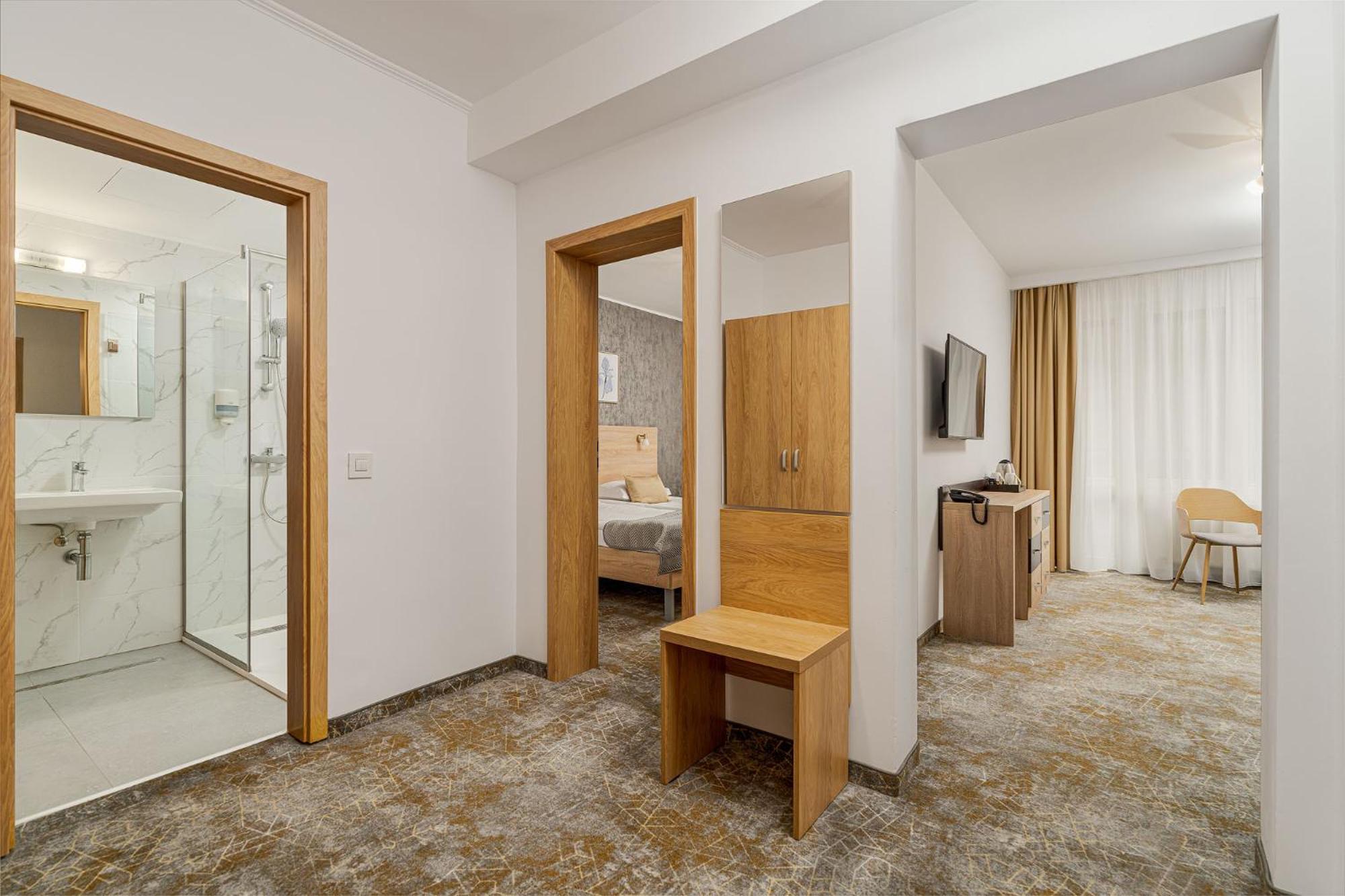 Complex Balnear Cozia 2* Calimanesti