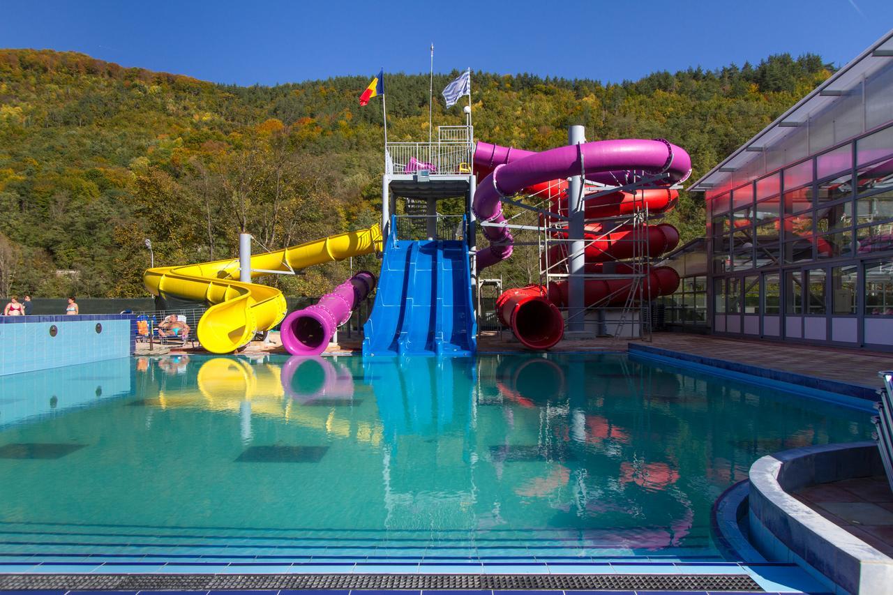 Complex Balnear Cozia 2*